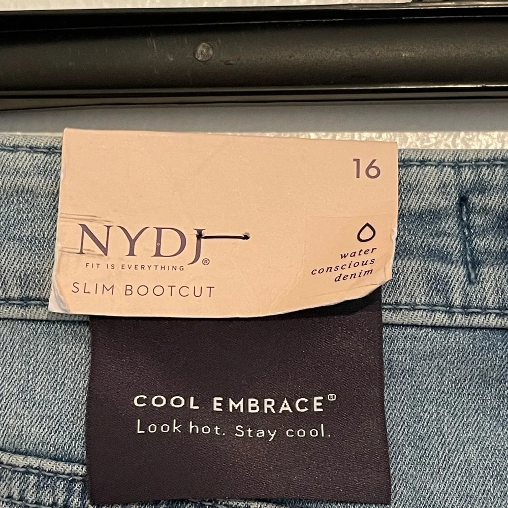 NYDJ Woman Slim Bootcut Raw Fray Jeans Size: 16 - Picture 5 of 9